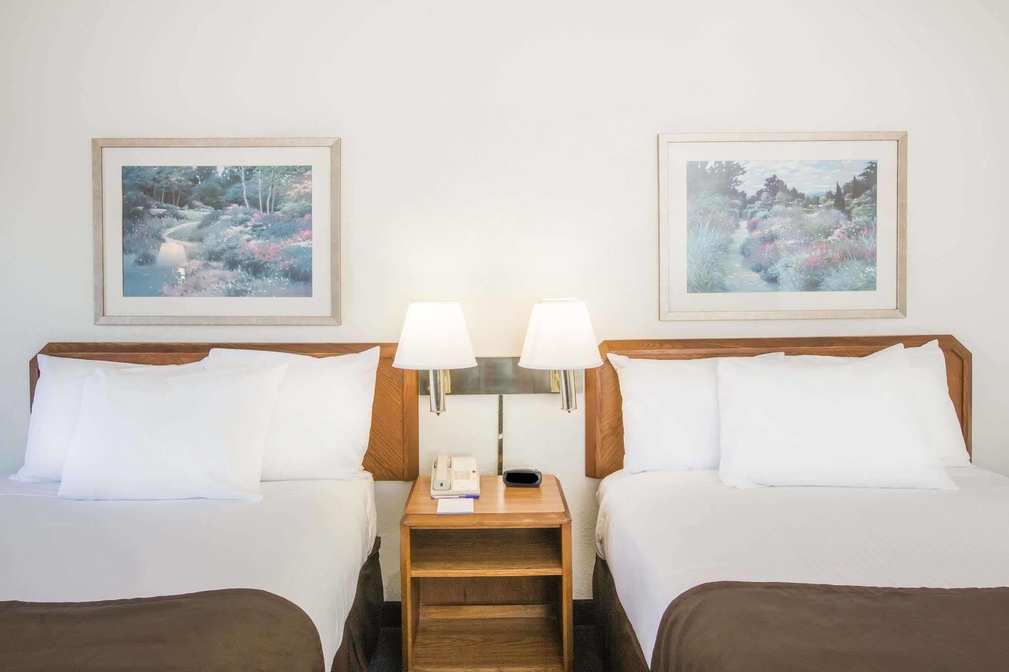 Hotel Baymont By Wyndham Wilmington Zewnętrze zdjęcie